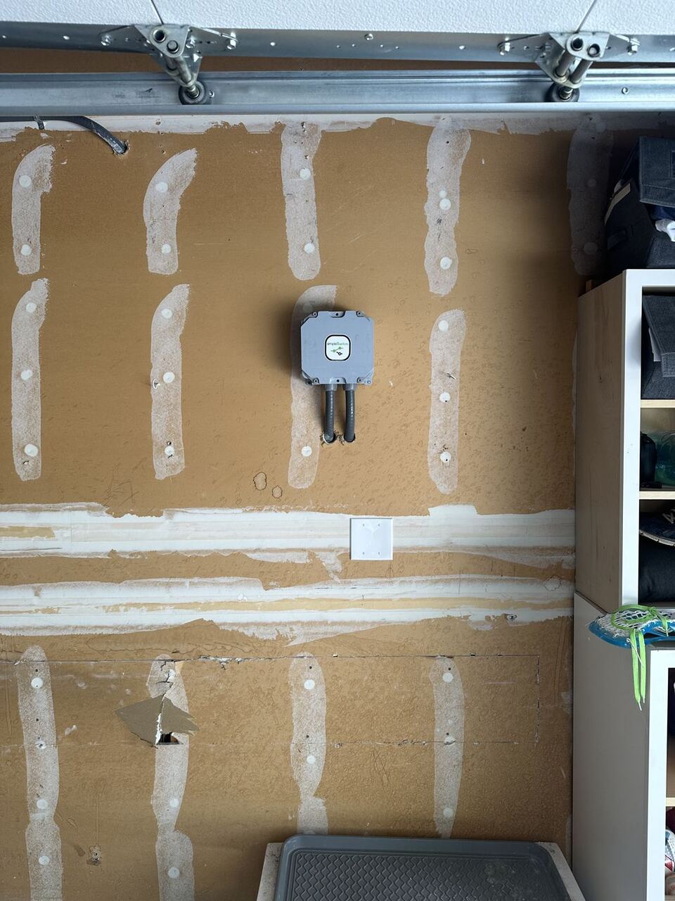Switcher in Garage